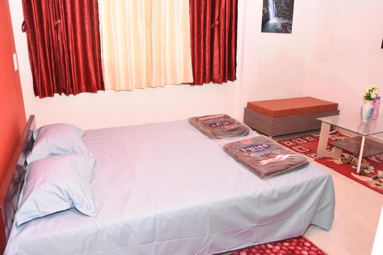 H P Homestay Dharwad Eksteriør bilde