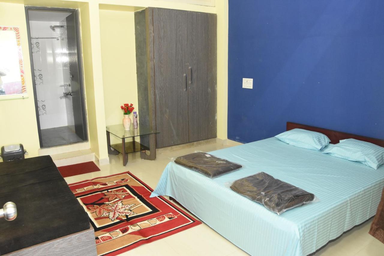 H P Homestay Dharwad Eksteriør bilde